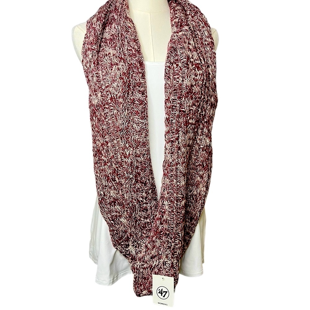 ~ NWT 47 ATM Women’s Maroon Knit Infinity Scarf